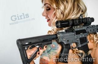 Девушка с оружием. girls worldweapons.ru