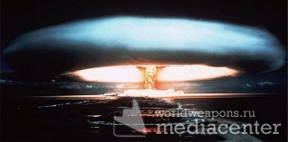 «Я создал истребителя миров», — пробормотал Роберт Аппенгеймер после первого удачного испытания атомной бомбы в пустыне Нью-Мексико.
